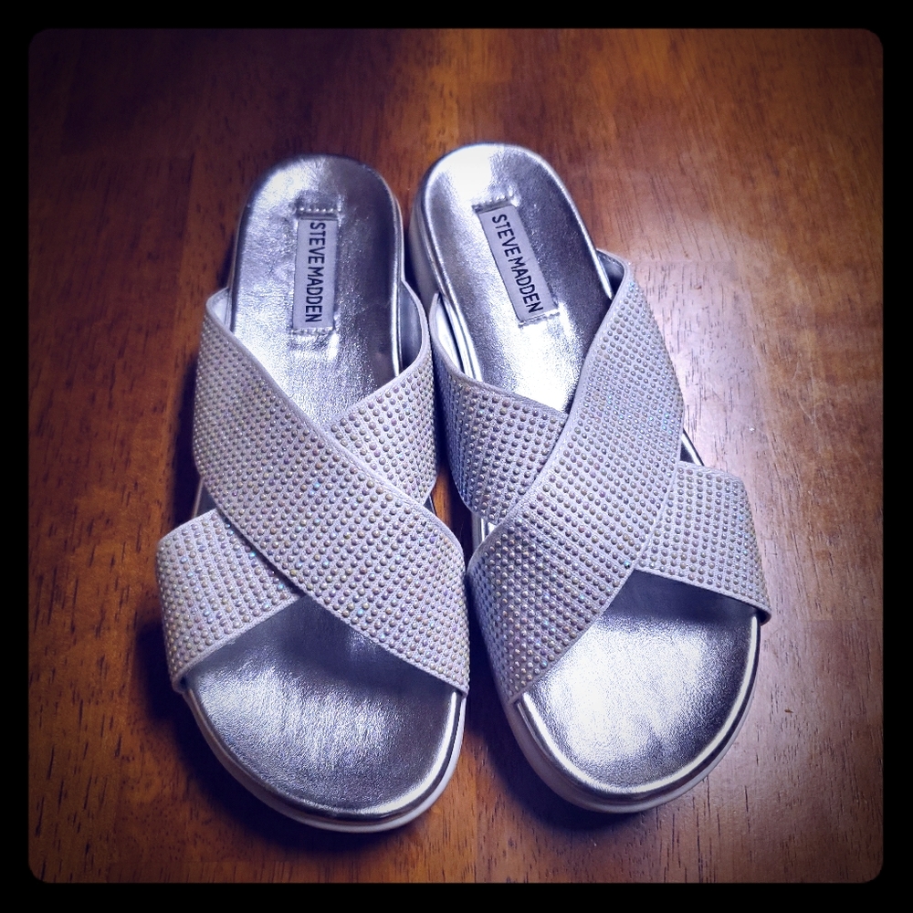 Steve Madden girl sandels